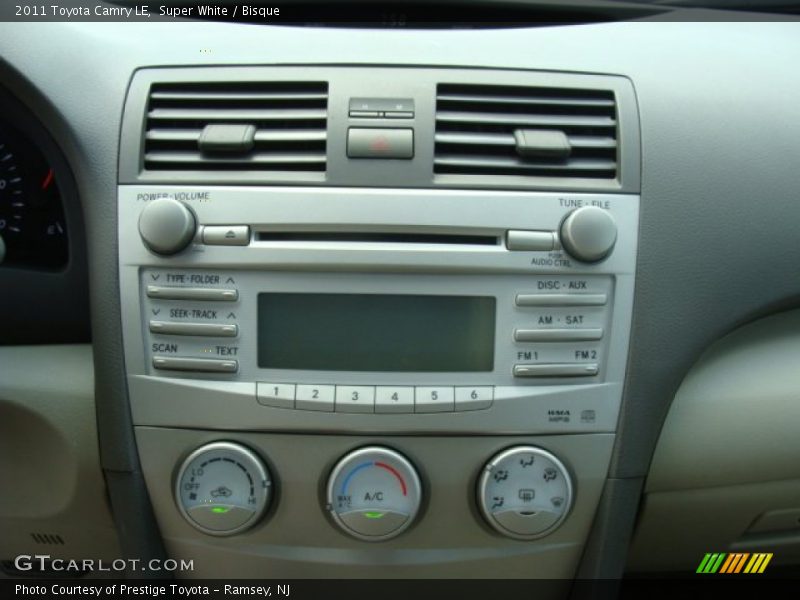 Super White / Bisque 2011 Toyota Camry LE