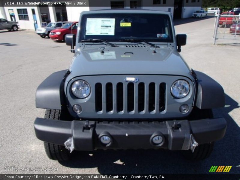 Anvil / Black 2014 Jeep Wrangler Sport S 4x4