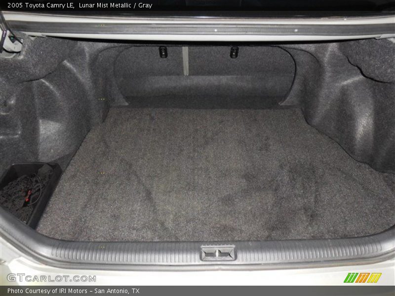 Lunar Mist Metallic / Gray 2005 Toyota Camry LE