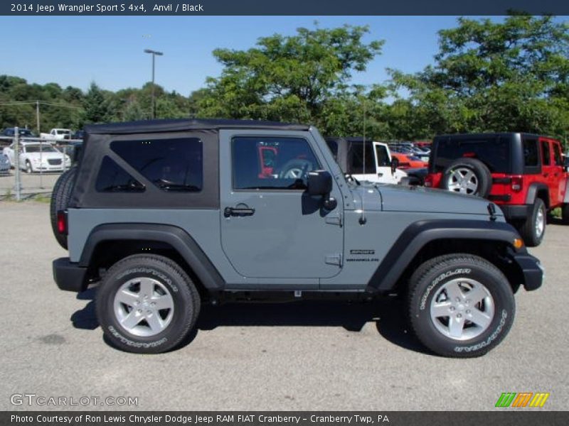 Anvil / Black 2014 Jeep Wrangler Sport S 4x4