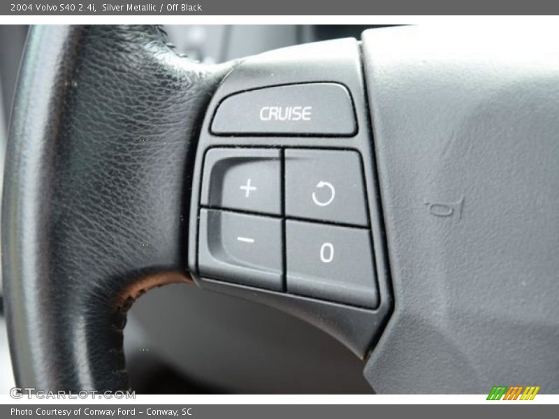 Silver Metallic / Off Black 2004 Volvo S40 2.4i