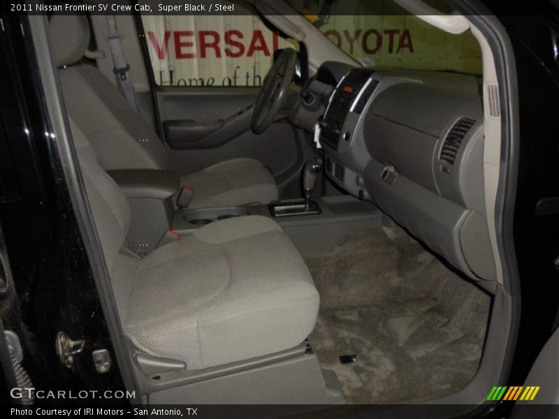 Super Black / Steel 2011 Nissan Frontier SV Crew Cab