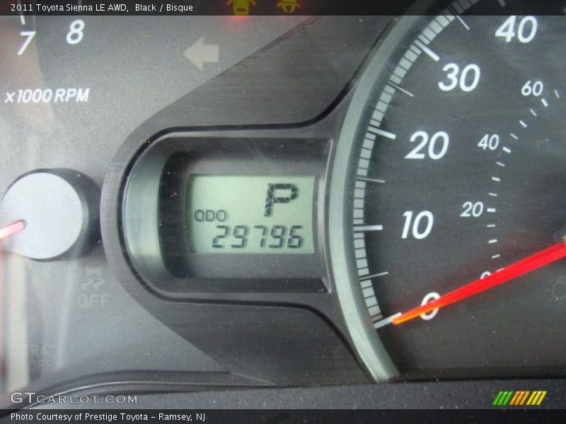 Black / Bisque 2011 Toyota Sienna LE AWD
