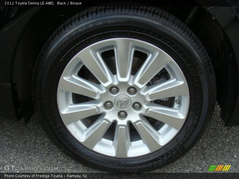Black / Bisque 2011 Toyota Sienna LE AWD