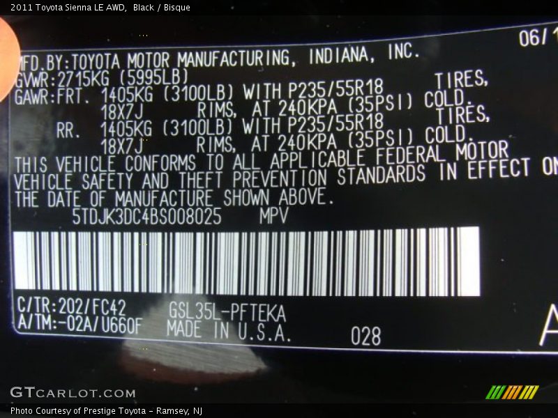 Black / Bisque 2011 Toyota Sienna LE AWD