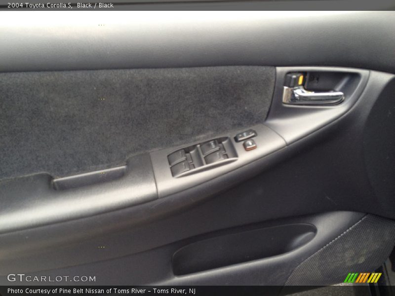Black / Black 2004 Toyota Corolla S