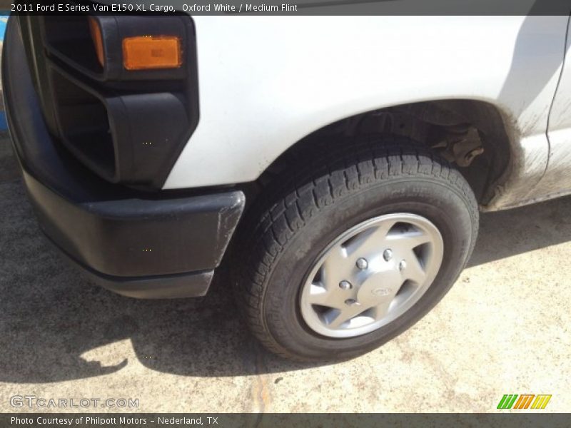 Oxford White / Medium Flint 2011 Ford E Series Van E150 XL Cargo