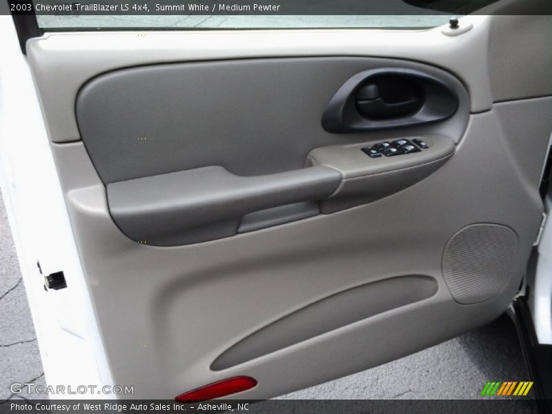 Summit White / Medium Pewter 2003 Chevrolet TrailBlazer LS 4x4