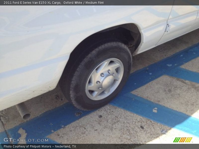 Oxford White / Medium Flint 2011 Ford E Series Van E150 XL Cargo