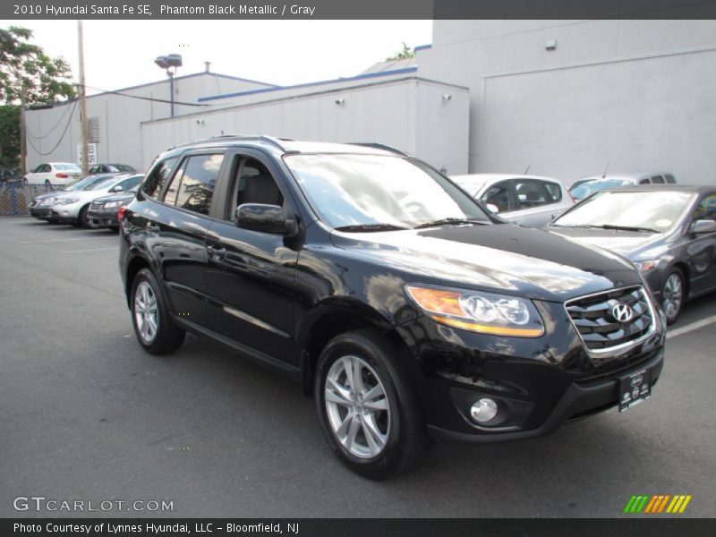 Phantom Black Metallic / Gray 2010 Hyundai Santa Fe SE
