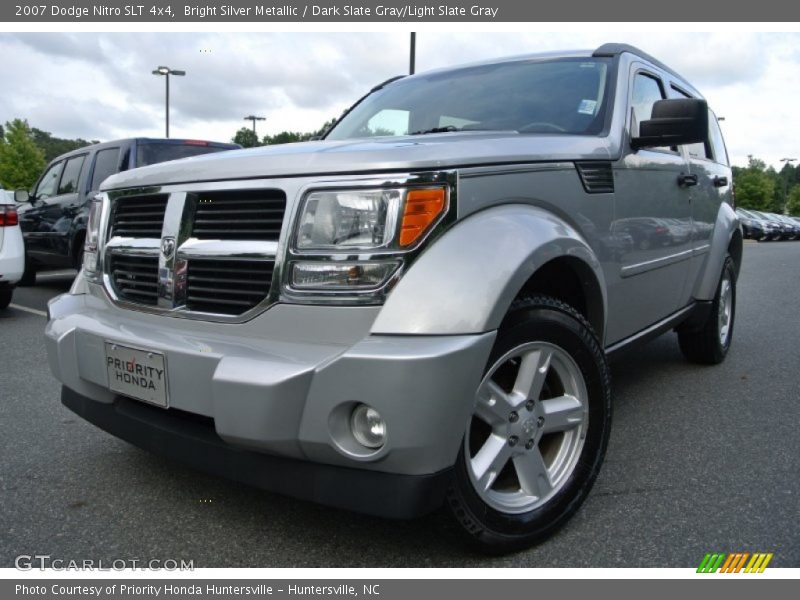 Bright Silver Metallic / Dark Slate Gray/Light Slate Gray 2007 Dodge Nitro SLT 4x4