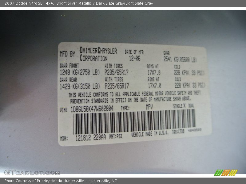 Bright Silver Metallic / Dark Slate Gray/Light Slate Gray 2007 Dodge Nitro SLT 4x4