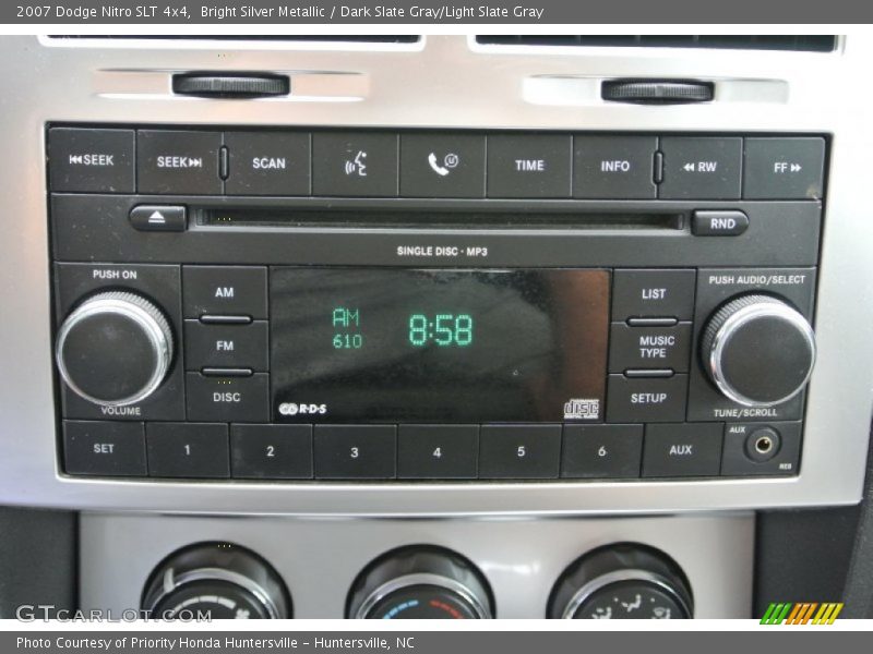 Bright Silver Metallic / Dark Slate Gray/Light Slate Gray 2007 Dodge Nitro SLT 4x4