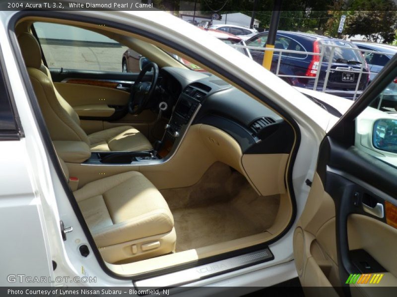 White Diamond Pearl / Camel 2004 Acura TL 3.2