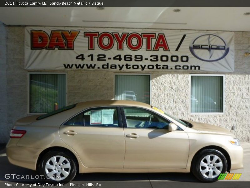 Sandy Beach Metallic / Bisque 2011 Toyota Camry LE
