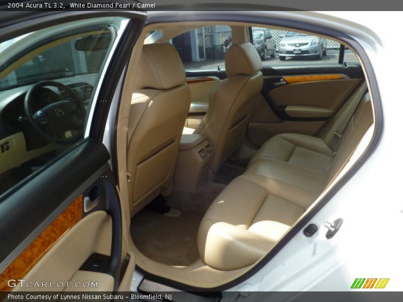 White Diamond Pearl / Camel 2004 Acura TL 3.2