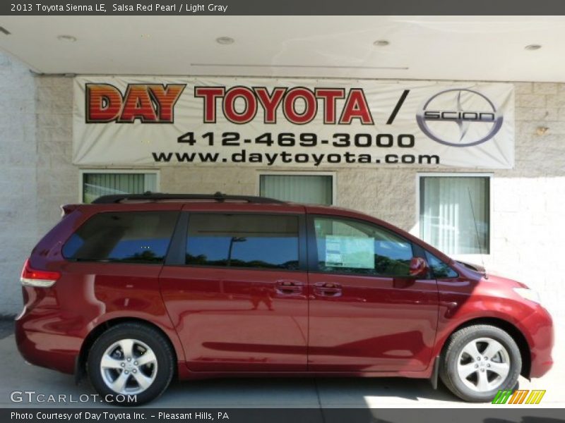 Salsa Red Pearl / Light Gray 2013 Toyota Sienna LE