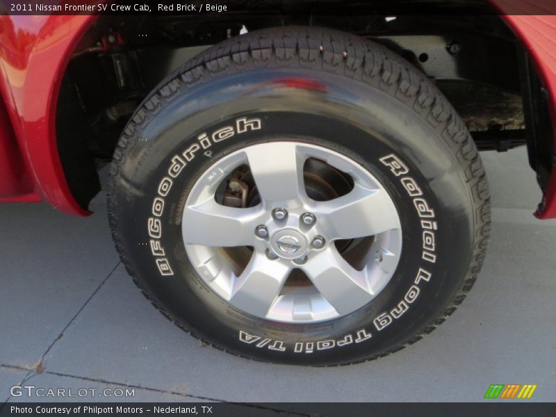 Red Brick / Beige 2011 Nissan Frontier SV Crew Cab