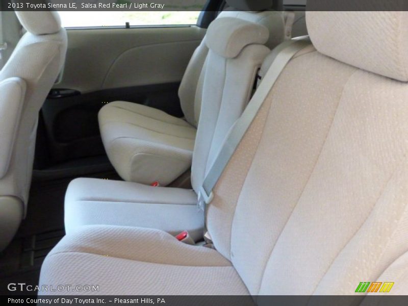Salsa Red Pearl / Light Gray 2013 Toyota Sienna LE