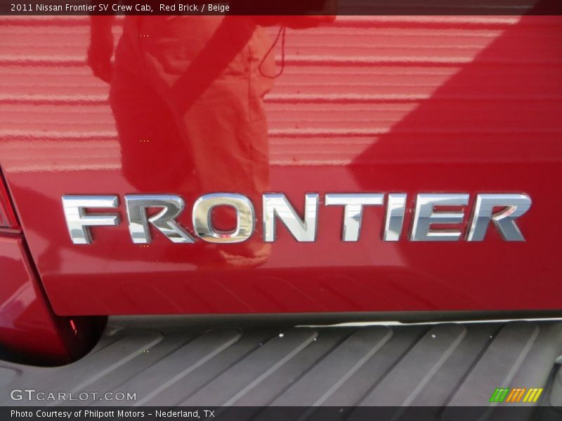 Red Brick / Beige 2011 Nissan Frontier SV Crew Cab