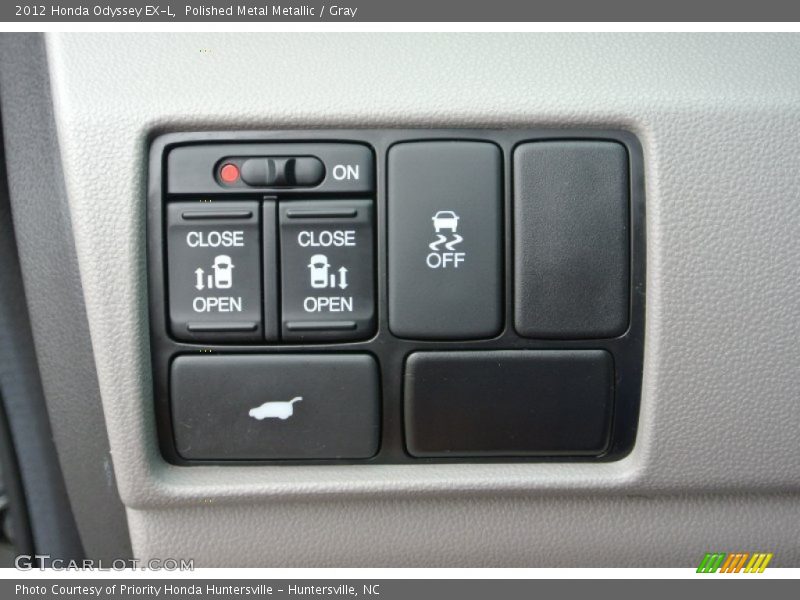 Polished Metal Metallic / Gray 2012 Honda Odyssey EX-L