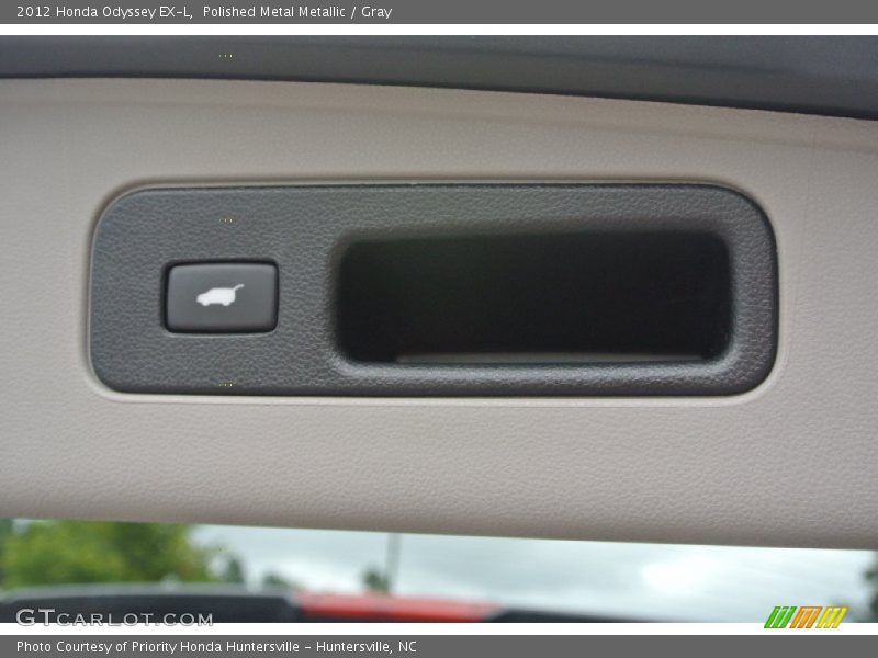 Polished Metal Metallic / Gray 2012 Honda Odyssey EX-L