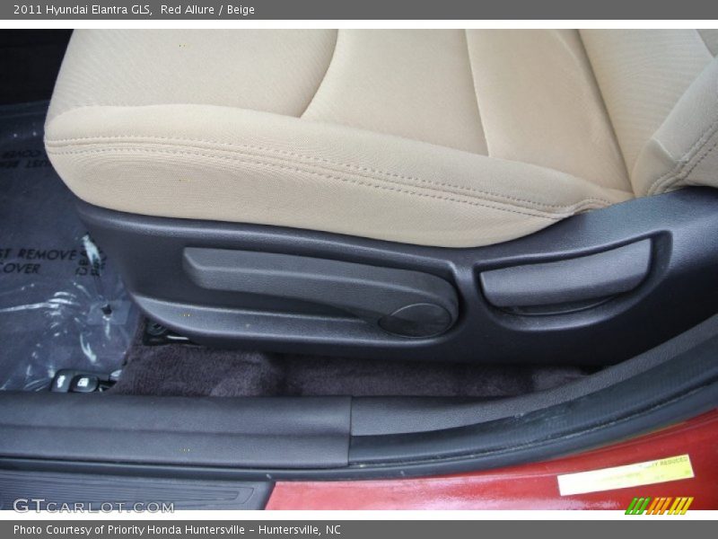 Red Allure / Beige 2011 Hyundai Elantra GLS