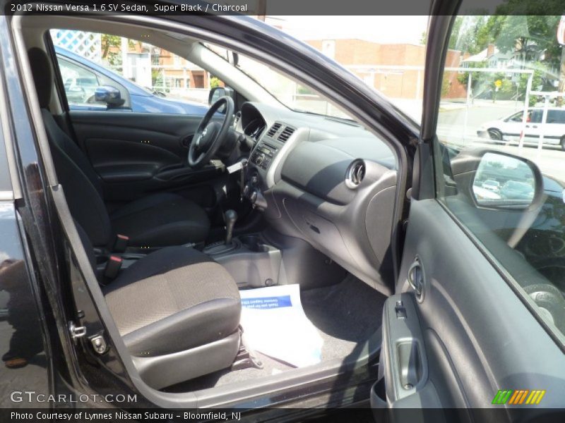 Super Black / Charcoal 2012 Nissan Versa 1.6 SV Sedan