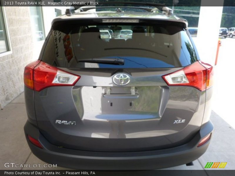 Magnetic Gray Metallic / Black 2013 Toyota RAV4 XLE