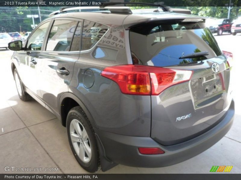 Magnetic Gray Metallic / Black 2013 Toyota RAV4 XLE