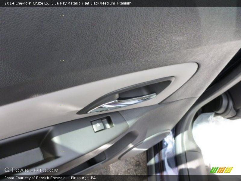 Blue Ray Metallic / Jet Black/Medium Titanium 2014 Chevrolet Cruze LS