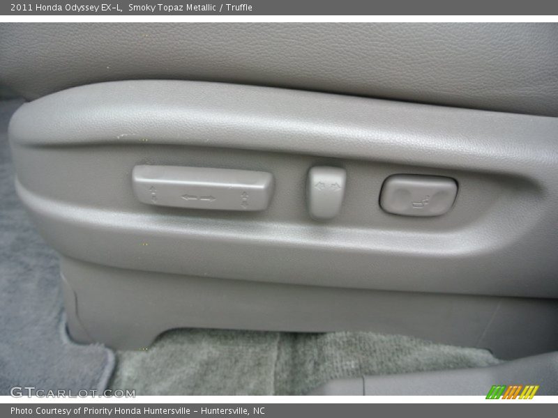 Smoky Topaz Metallic / Truffle 2011 Honda Odyssey EX-L