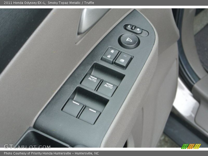 Smoky Topaz Metallic / Truffle 2011 Honda Odyssey EX-L