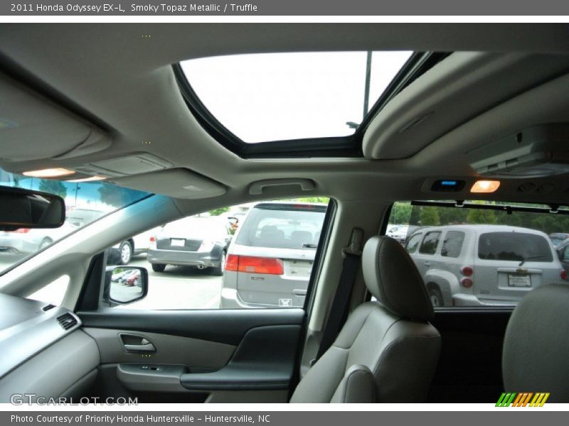 Smoky Topaz Metallic / Truffle 2011 Honda Odyssey EX-L