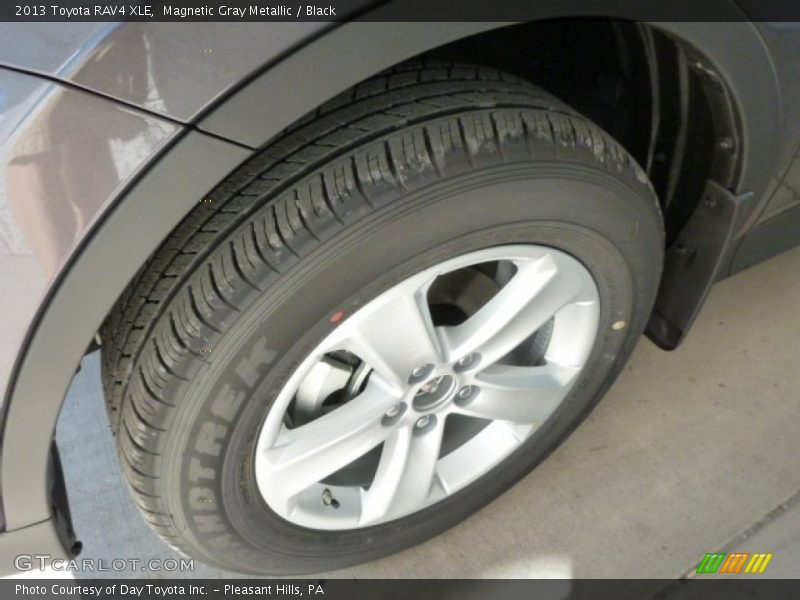 Magnetic Gray Metallic / Black 2013 Toyota RAV4 XLE