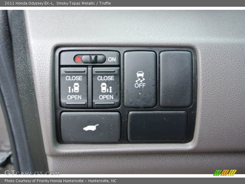 Smoky Topaz Metallic / Truffle 2011 Honda Odyssey EX-L