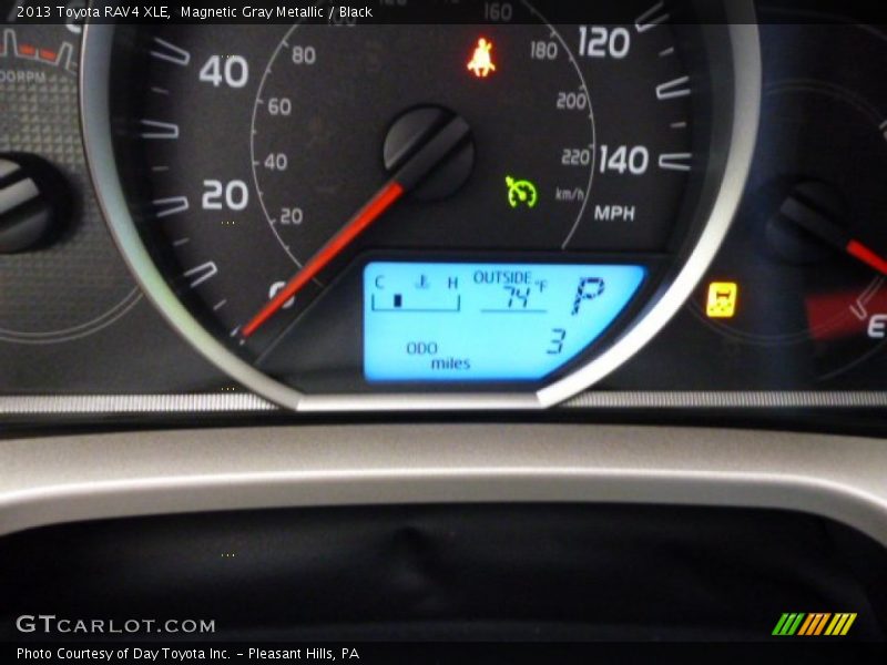 Magnetic Gray Metallic / Black 2013 Toyota RAV4 XLE
