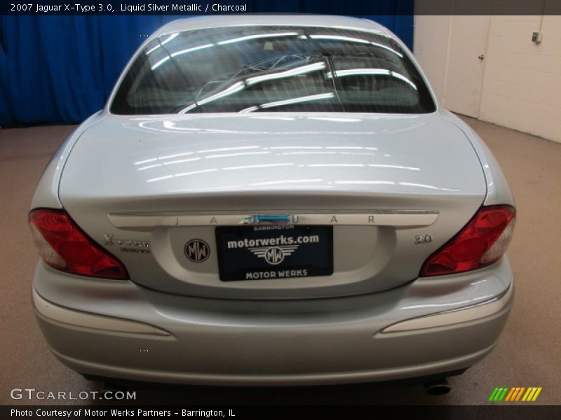 Liquid Silver Metallic / Charcoal 2007 Jaguar X-Type 3.0