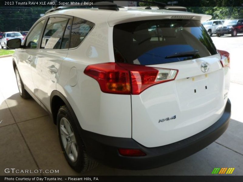 Super White / Beige 2013 Toyota RAV4 XLE AWD