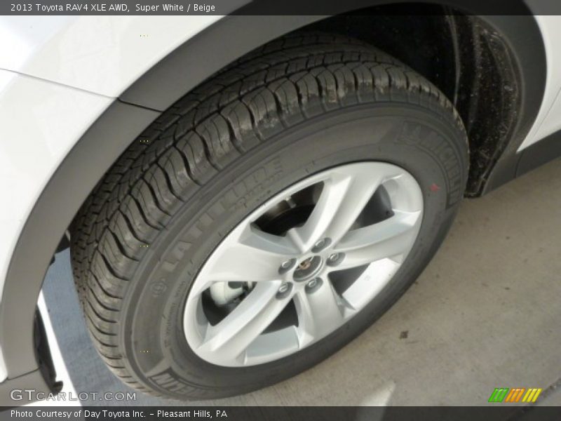 Super White / Beige 2013 Toyota RAV4 XLE AWD
