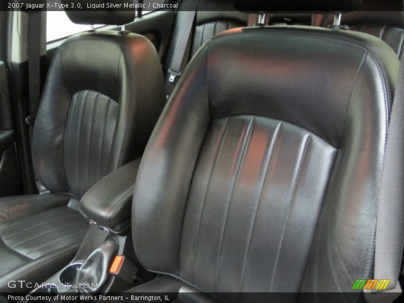 Liquid Silver Metallic / Charcoal 2007 Jaguar X-Type 3.0