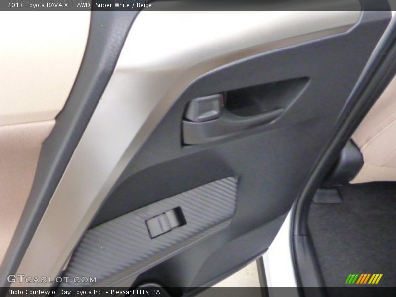 Super White / Beige 2013 Toyota RAV4 XLE AWD