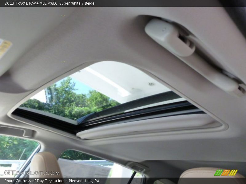 Super White / Beige 2013 Toyota RAV4 XLE AWD