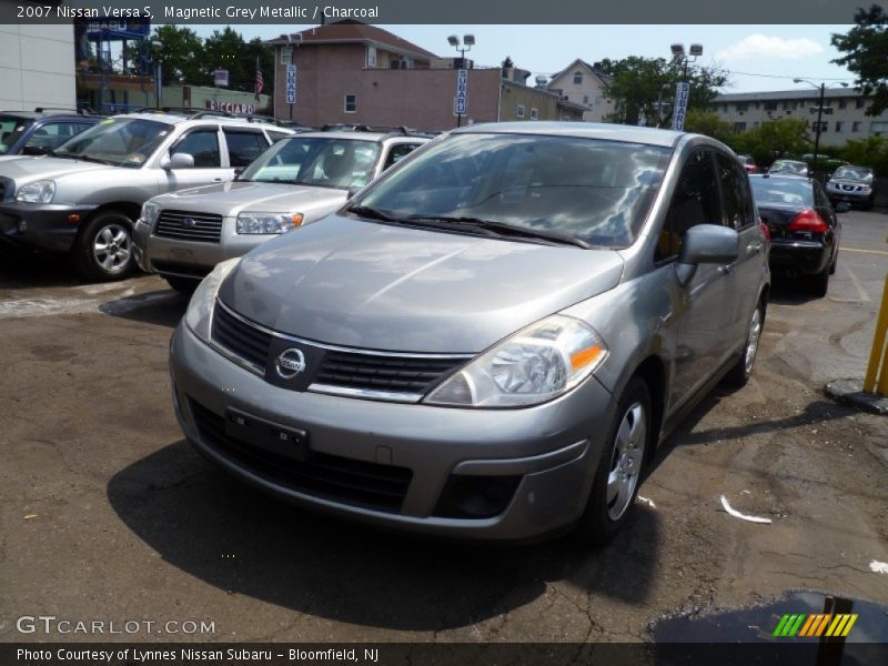 Magnetic Grey Metallic / Charcoal 2007 Nissan Versa S