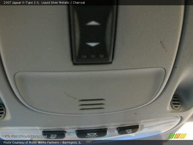 Liquid Silver Metallic / Charcoal 2007 Jaguar X-Type 3.0