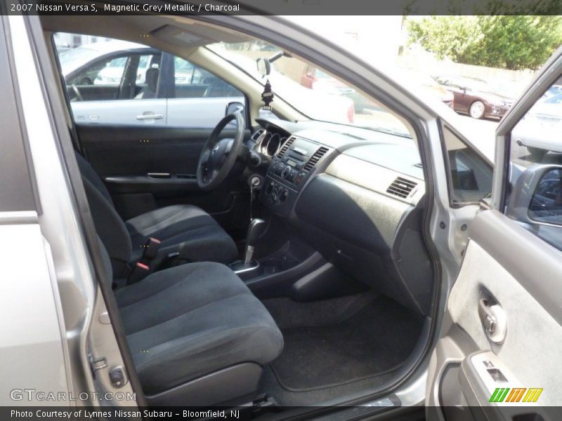 Magnetic Grey Metallic / Charcoal 2007 Nissan Versa S