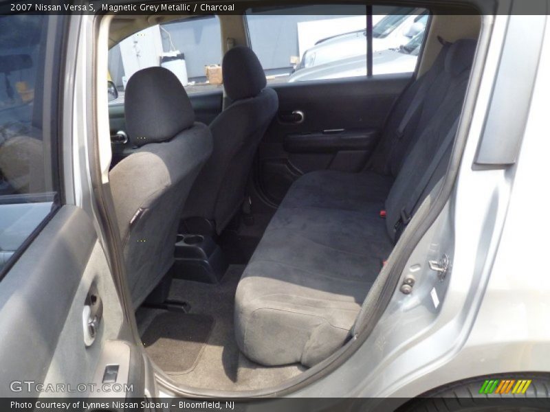 Magnetic Grey Metallic / Charcoal 2007 Nissan Versa S