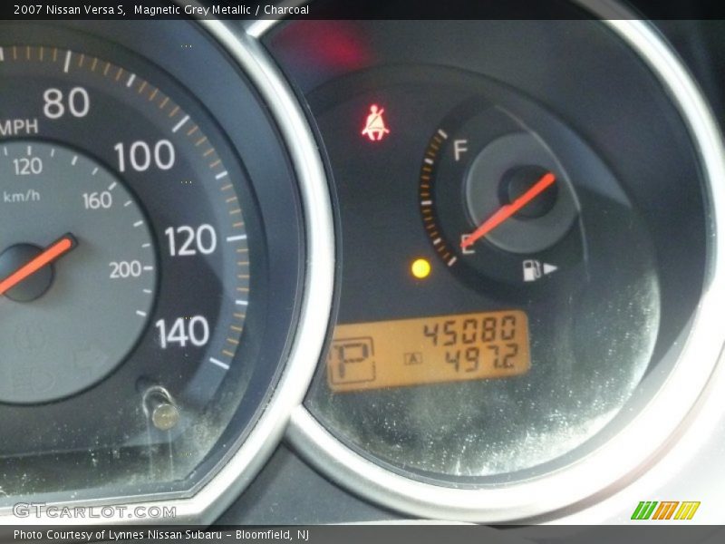 Magnetic Grey Metallic / Charcoal 2007 Nissan Versa S