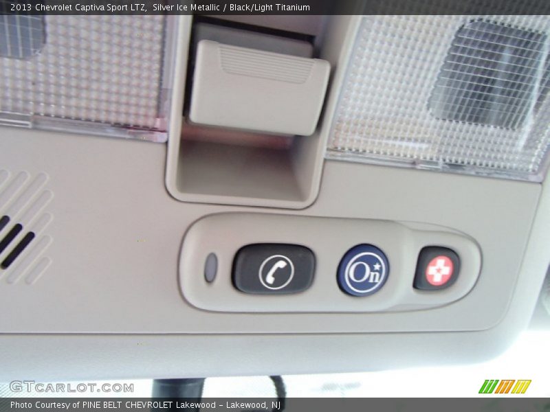 Silver Ice Metallic / Black/Light Titanium 2013 Chevrolet Captiva Sport LTZ