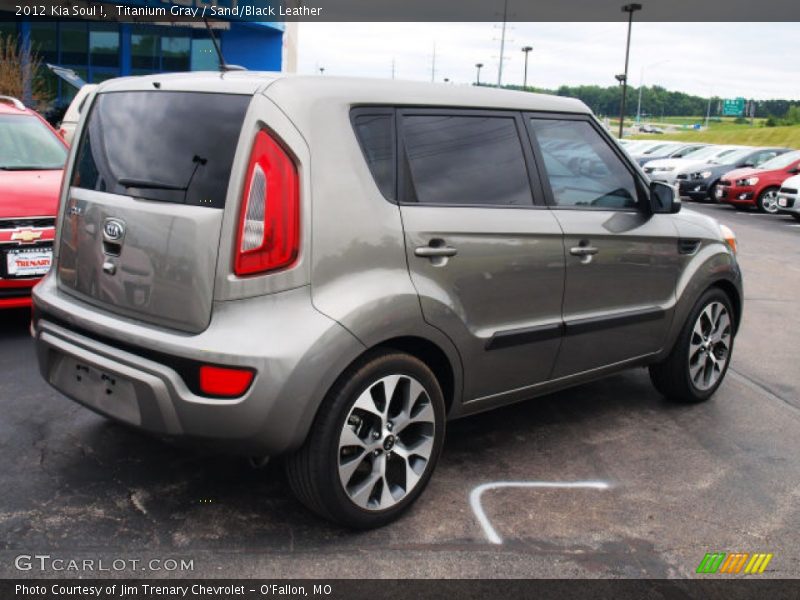 Titanium Gray / Sand/Black Leather 2012 Kia Soul !